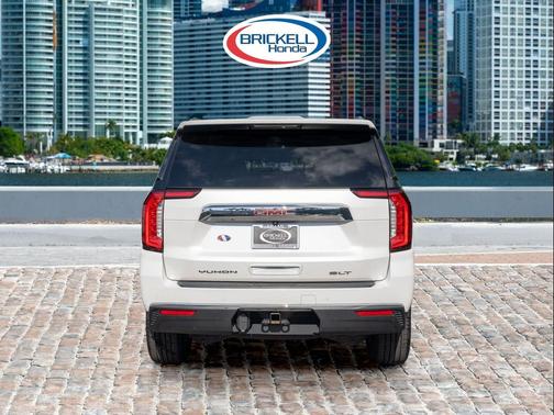 2023 GMC Yukon SLT