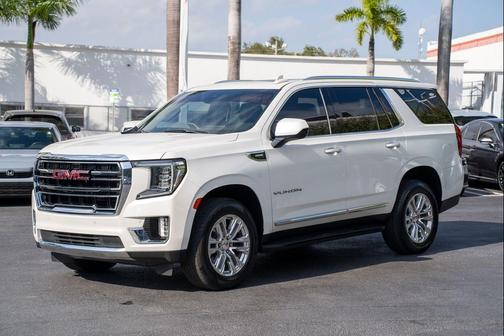 2023 GMC Yukon SLT