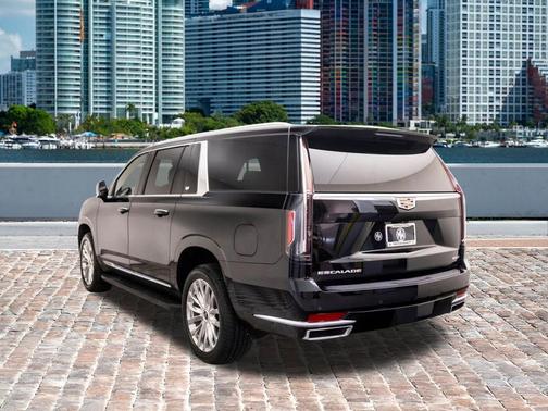2023 Cadillac Escalade ESV Premium Luxury