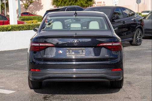 2023 Volkswagen Jetta 1.5T SE