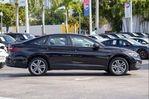 2023 Volkswagen Jetta 1.5T SE