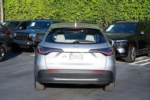 2023 Honda HR-V LX