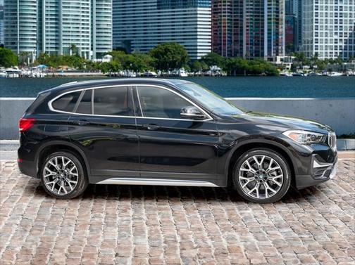 2022 BMW X1 sDrive28i