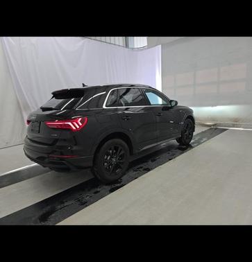 2023 Audi Q3 Premium 45 TFSI S line quattro Tiptronic