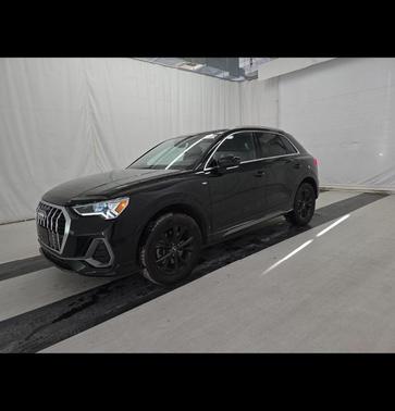 2023 Audi Q3 Premium 45 TFSI S line quattro Tiptronic