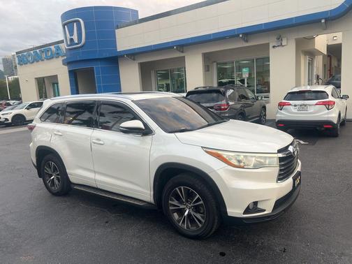 2016 Toyota Highlander XLE