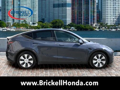2023 Tesla Model Y Long Range Dual Motor All-Wheel Drive
