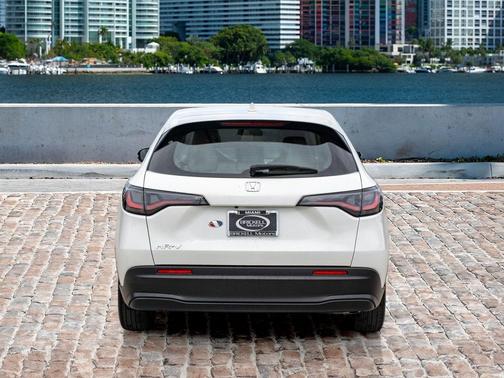 2023 Honda HR-V LX