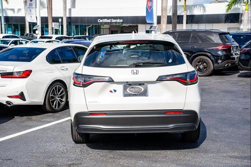 2023 Honda HR-V LX