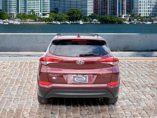 2018 Hyundai TUCSON SEL Plus
