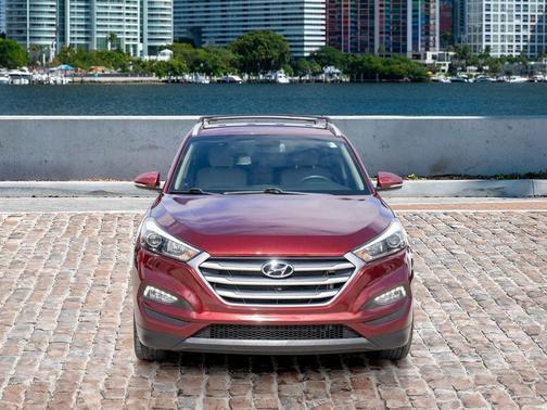 2018 Hyundai TUCSON SEL Plus