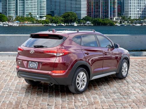 2018 Hyundai TUCSON SEL Plus