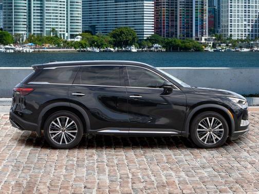 2023 INFINITI QX60 SENSORY