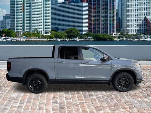 Sonic Gray Pearl 2026 Honda Ridgeline TrailSport+
