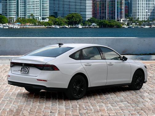 2025 Honda Accord Sport SE 1.5T