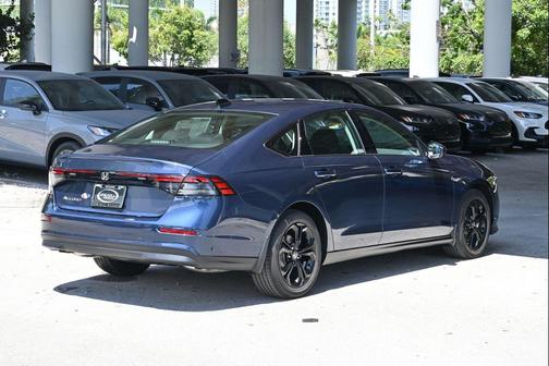 2025 Honda Accord Sport SE 1.5T