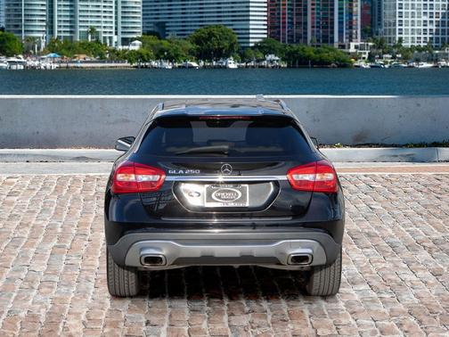 2020 Mercedes-Benz GLA 250 Base