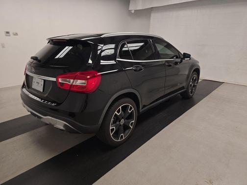 2020 Mercedes-Benz GLA 250 Base