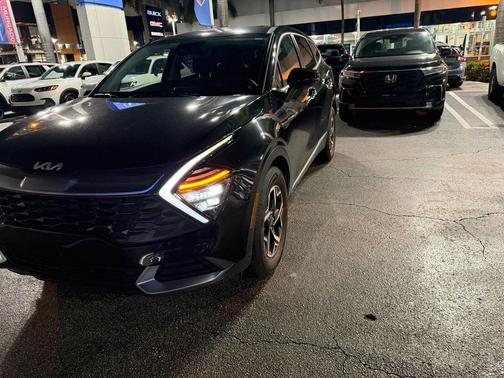 Fusion Black 2025 Kia Sportage LX