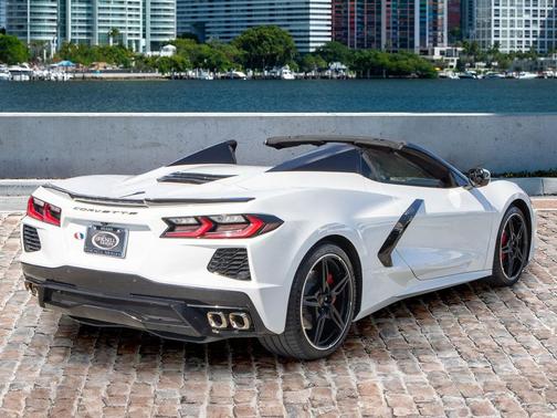 2023 Chevrolet Corvette Stingray w/2LT