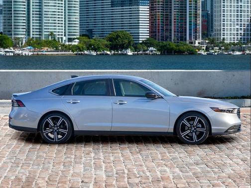 2023 Honda Accord Hybrid Base