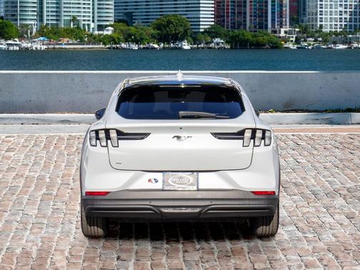 2021 Ford Mustang Mach-E Select