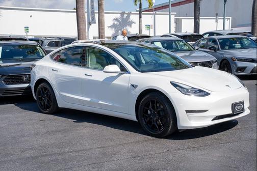 2020 Tesla Model 3 Standard Range Plus