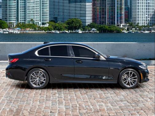 2019 BMW 330 xDrive