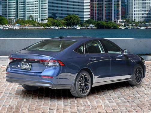 2025 Honda Accord Sport SE 1.5T