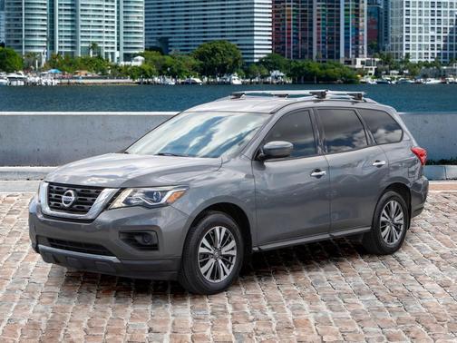 2019 Nissan Pathfinder S