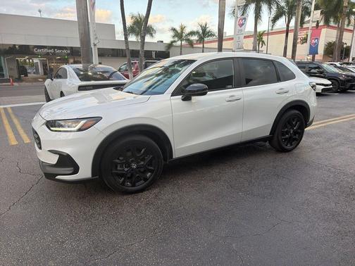 2023 Honda HR-V 2WD Sport