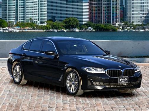 2022 BMW 530e Base