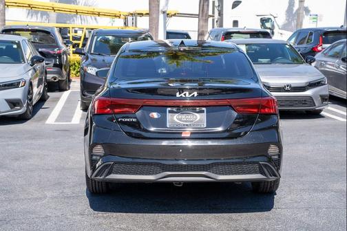 2022 Kia Forte LXS