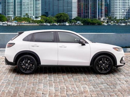 2026 Honda HR-V 2WD Sport