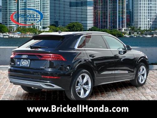 2022 Audi Q8 55 Premium