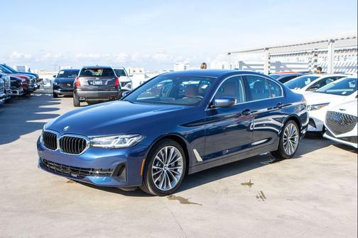 2023 BMW 530 i