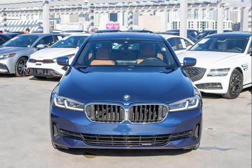 2023 BMW 530 i