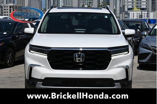 2024 Honda Pilot Touring 8-Passenger