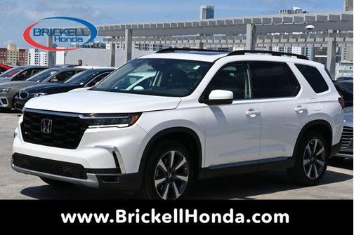 2024 Honda Pilot Touring 8-Passenger
