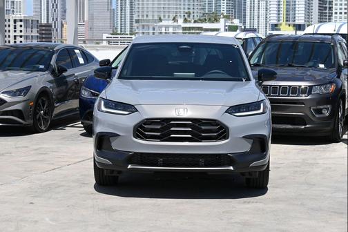 Urban Gray Pearl 2026 Honda HR-V 2WD Sport