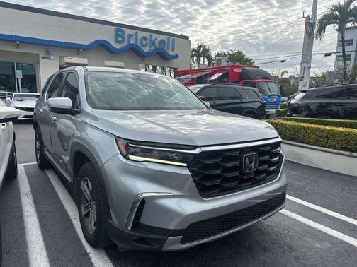 2023 Honda Pilot 2WD EX-L 8 Passenger