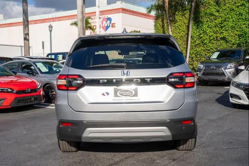 2023 Honda Pilot 2WD EX-L 8 Passenger