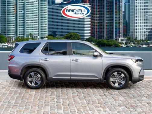 2023 Honda Pilot 2WD EX-L 8 Passenger