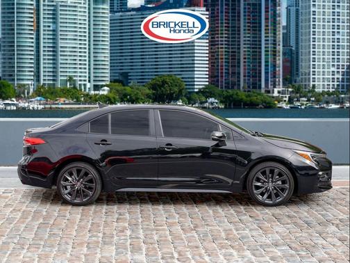 2025 Toyota Corolla Hybrid SE