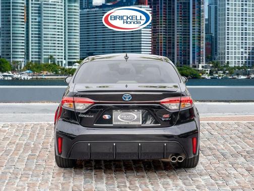 2025 Toyota Corolla Hybrid SE