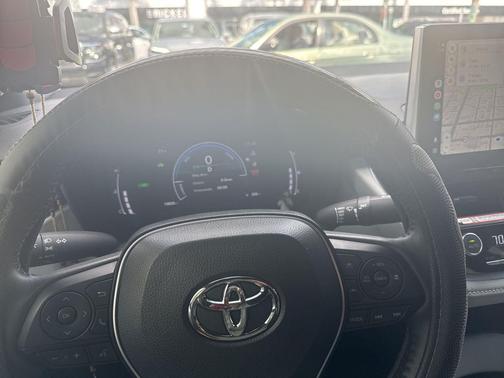2025 Toyota Corolla Hybrid SE