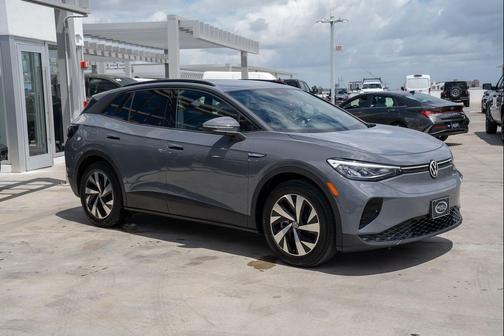 Pure Gray 2023 Volkswagen ID.4 Pro