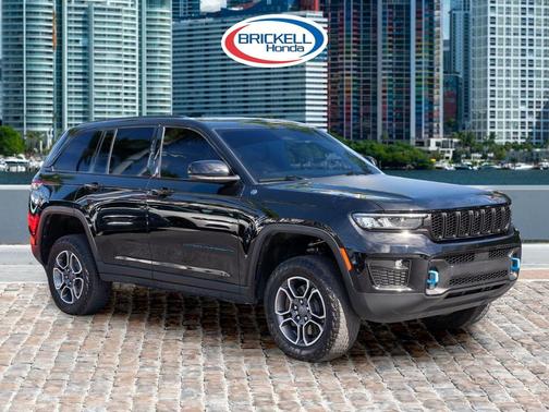 2023 Jeep Grand Cherokee 4xe Trailhawk