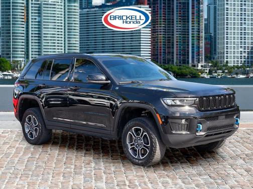 2023 Jeep Grand Cherokee 4xe Trailhawk