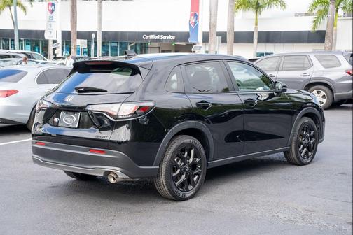 2023 Honda HR-V 2WD Sport